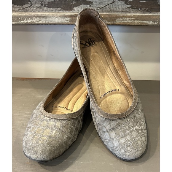 Sofft Shoes - EUC Sofft Gray Croc Print Suede Round Toe Comfort Flat Size 7